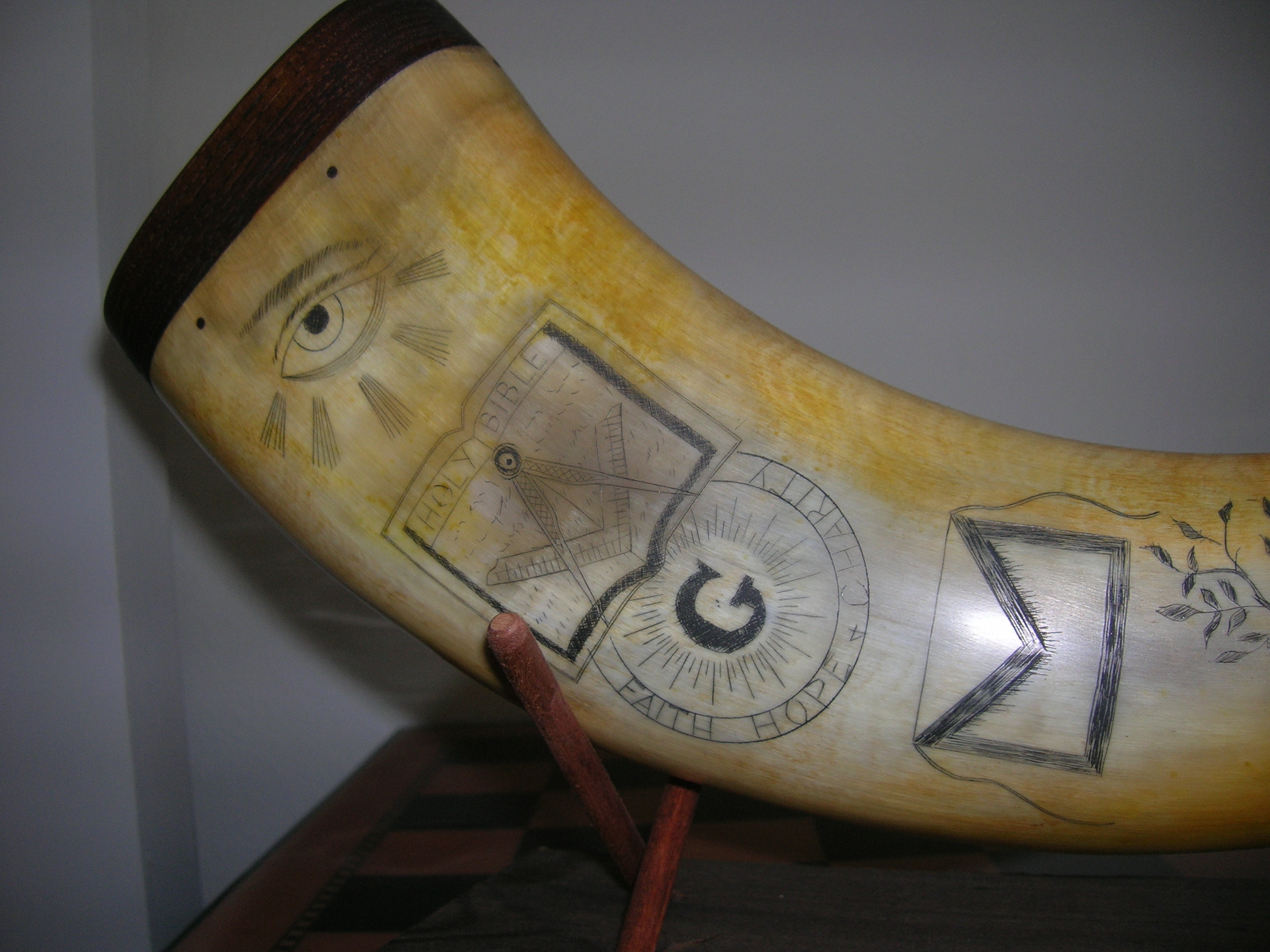 Powder horn from Colonial days